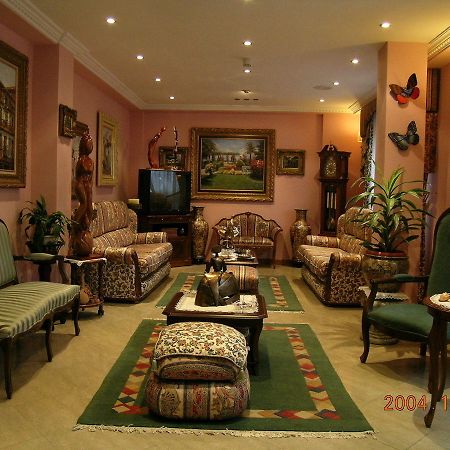 Hotel De Borlena 외부 사진